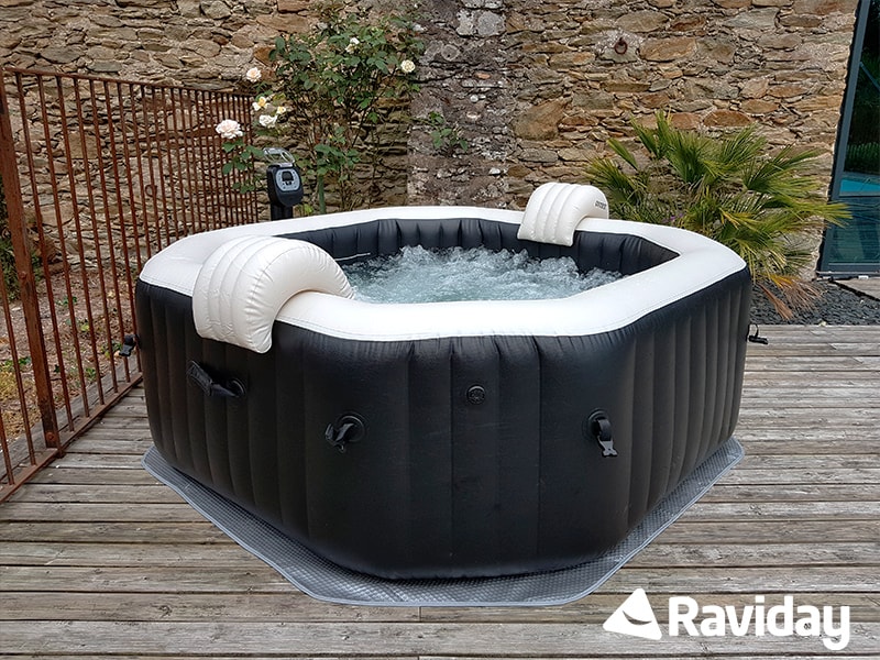 raviday-spa-gonflable-intex-jets-bulles-2018-essai.jpeg